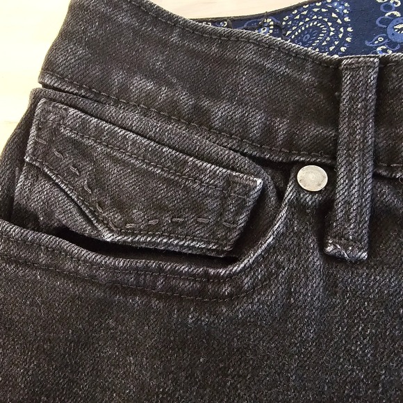 Levi's Women's 525 Perfect Waist Straight Leg Black Jeans 28 x 28 Black Tab - Picture 5 of 16